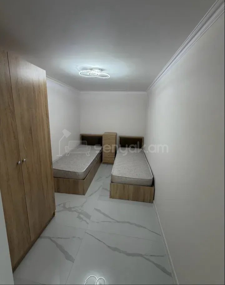 3 Սենյականոց Սեփական Տուն, 10քմ, Կապիտալ Վերանորոգված, Կահավորված