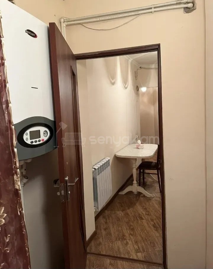 1 Սենյականոց Բնակարան Քարե Շենքում, 41քմ, 3/12 հարկ, Կապիտալ Վերանորոգված, Կահավորված