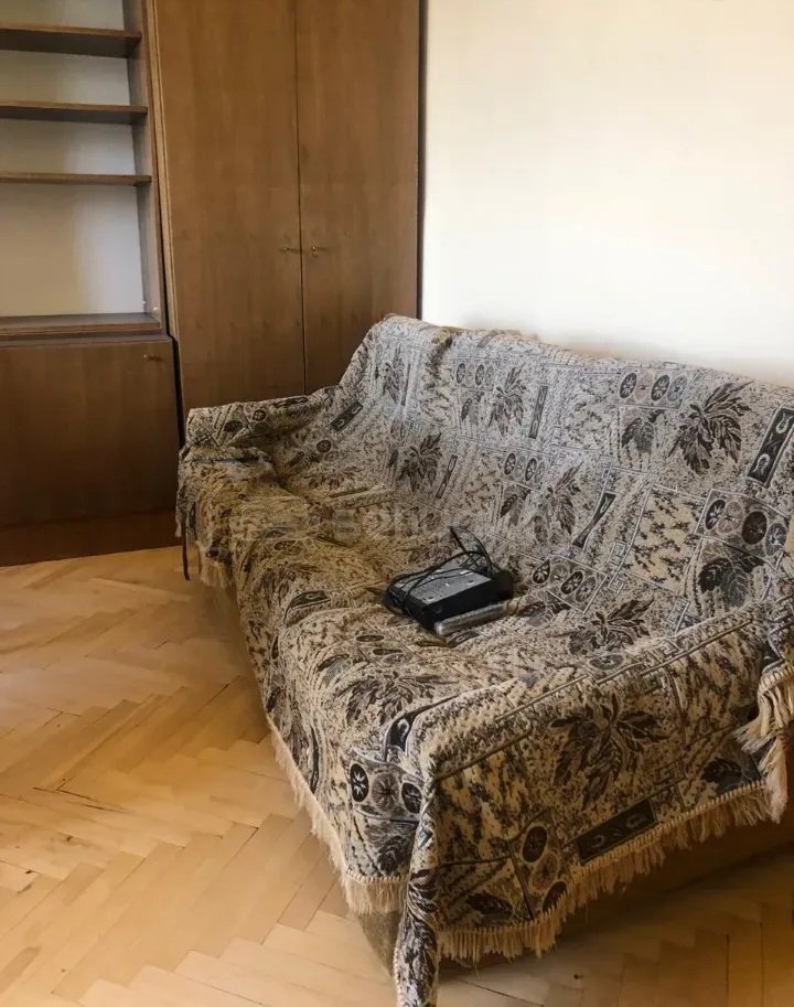 3 Սենյականոց Բնակարան Քարե Շենքում, 65քմ, 11/12 հարկ, Կապիտալ Վերանորոգված, Կահավորված