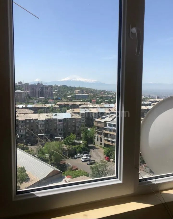 3 Սենյականոց Բնակարան Քարե Շենքում, 65քմ, 11/12 հարկ, Կապիտալ Վերանորոգված, Կահավորված