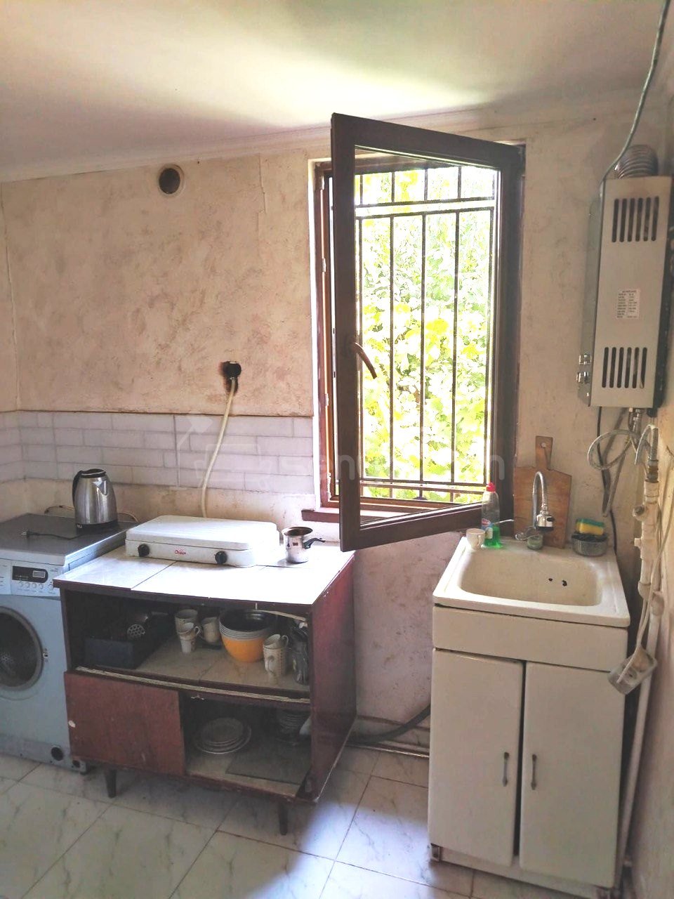 3 Սենյականոց Սեփական Տուն, 50քմ, Կապիտալ Վերանորոգված