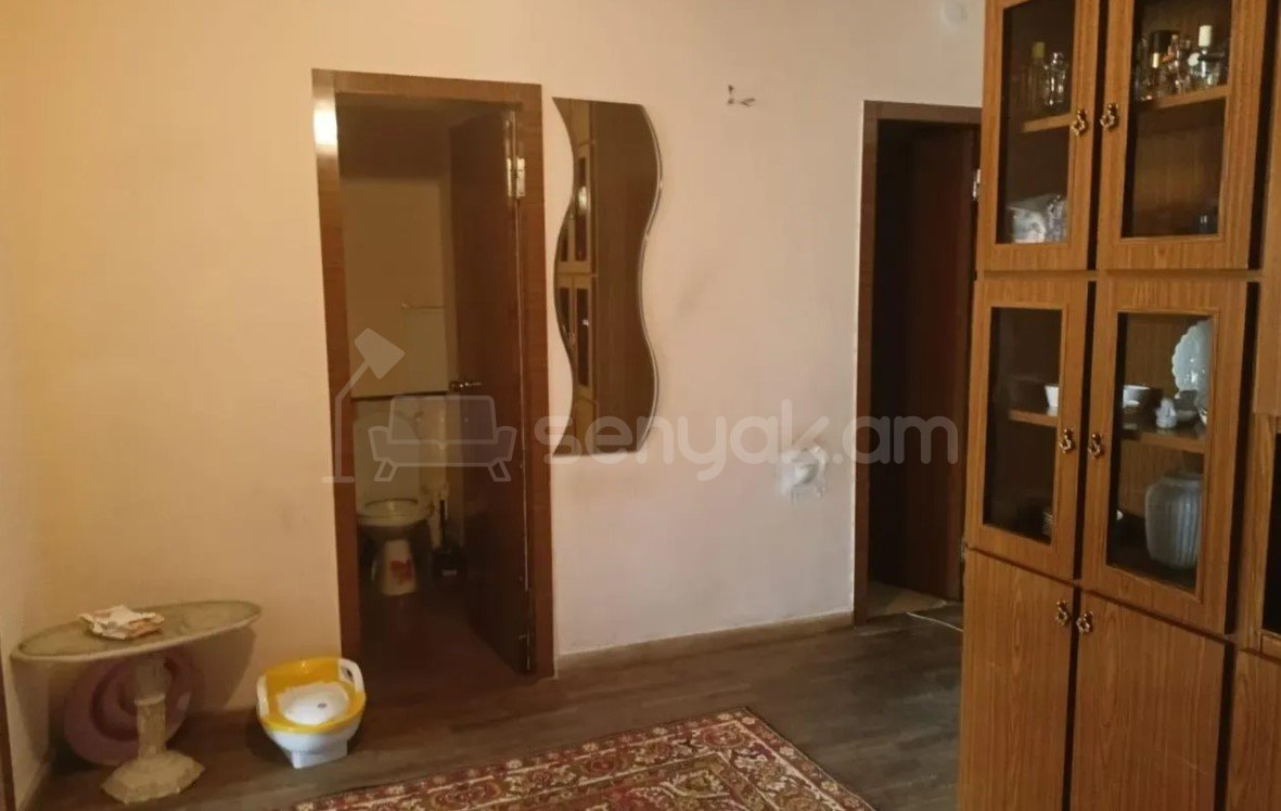2 Սենյականոց Բնակարան, 75քմ, 2/9 հարկ, Պետական Վիճակում