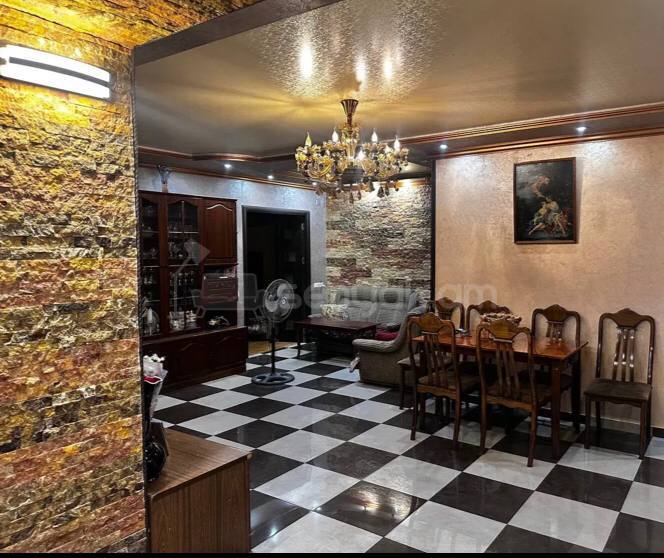 4 Սենյականոց Բնակարան Քարե Շենքում, 126քմ, 2/5 հարկ, Նորմալ Վիճակում