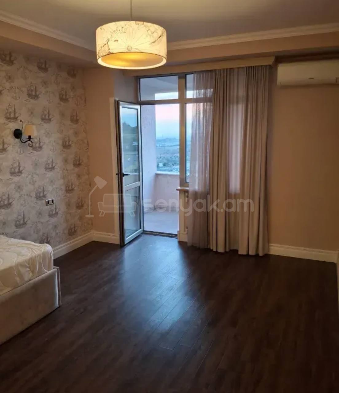 4 Սենյականոց Բնակարան Նորակառույցում, 160քմ, 9/9 հարկ, Կապիտալ Վերանորոգված, Կահավորված, Արևկող