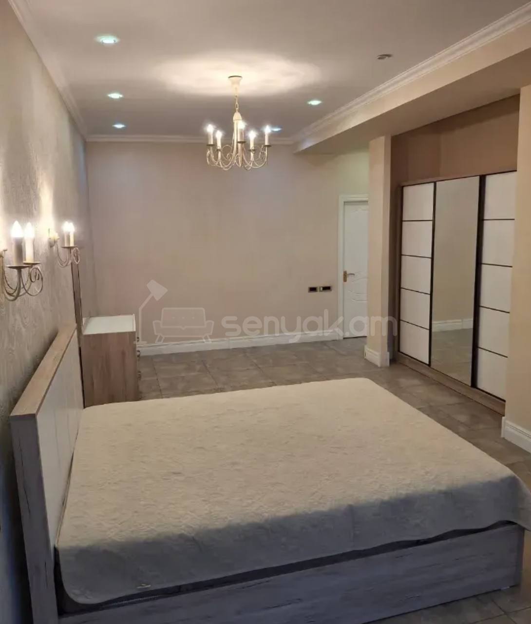 4 Սենյականոց Բնակարան Նորակառույցում, 160քմ, 9/9 հարկ, Կապիտալ Վերանորոգված, Կահավորված, Արևկող