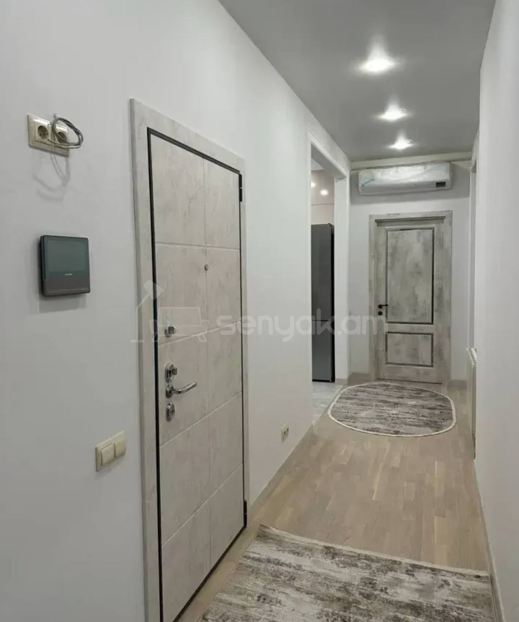 3 Սենյականոց Բնակարան, 105քմ, 8/17 հարկ, Կապիտալ Վերանորոգված, Կահավորված