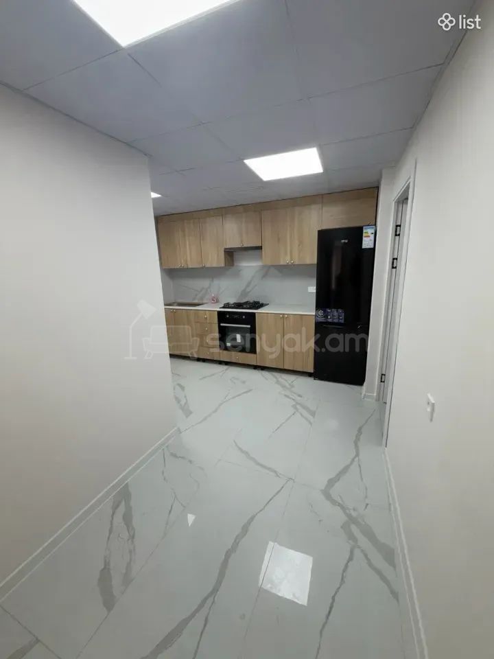 3 Սենյականոց Բնակարան Քարե Շենքում, 70քմ, 1/1 հարկ, Դիզայներական Վերանորոգված, Կահավորված, Արևկող