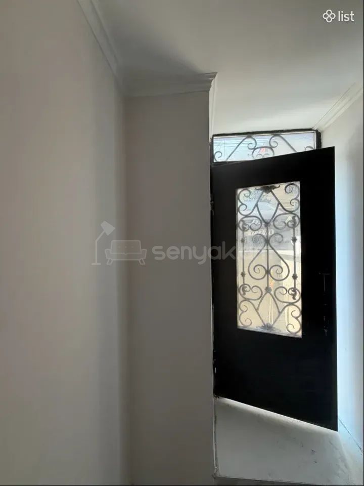 3 Սենյականոց Բնակարան Քարե Շենքում, 70քմ, 1/1 հարկ, Դիզայներական Վերանորոգված, Կահավորված, Արևկող