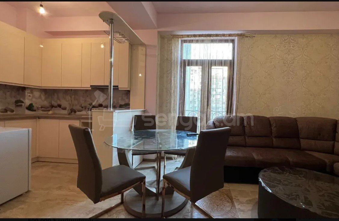 3 Սենյականոց Բնակարան Նորակառույցում, 65քմ, 4/18 հարկ, Դիզայներական Վերանորոգված, Կահավորված