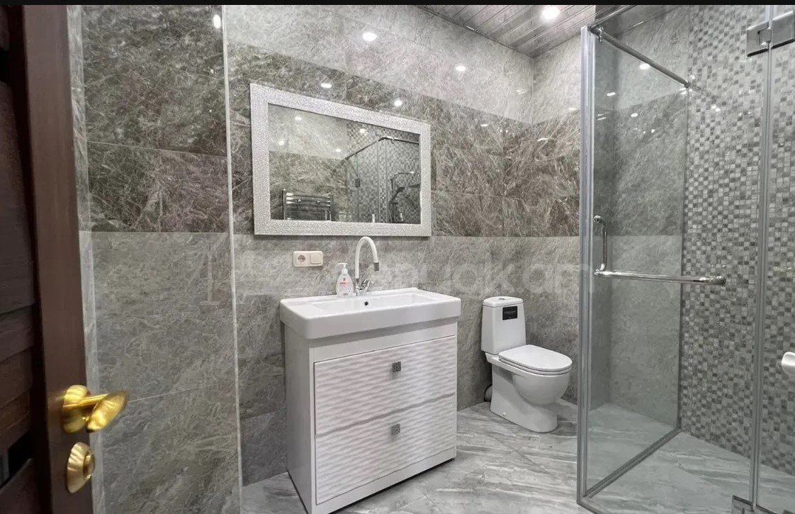 3 Սենյականոց Բնակարան Նորակառույցում, 65քմ, 4/18 հարկ, Դիզայներական Վերանորոգված, Կահավորված