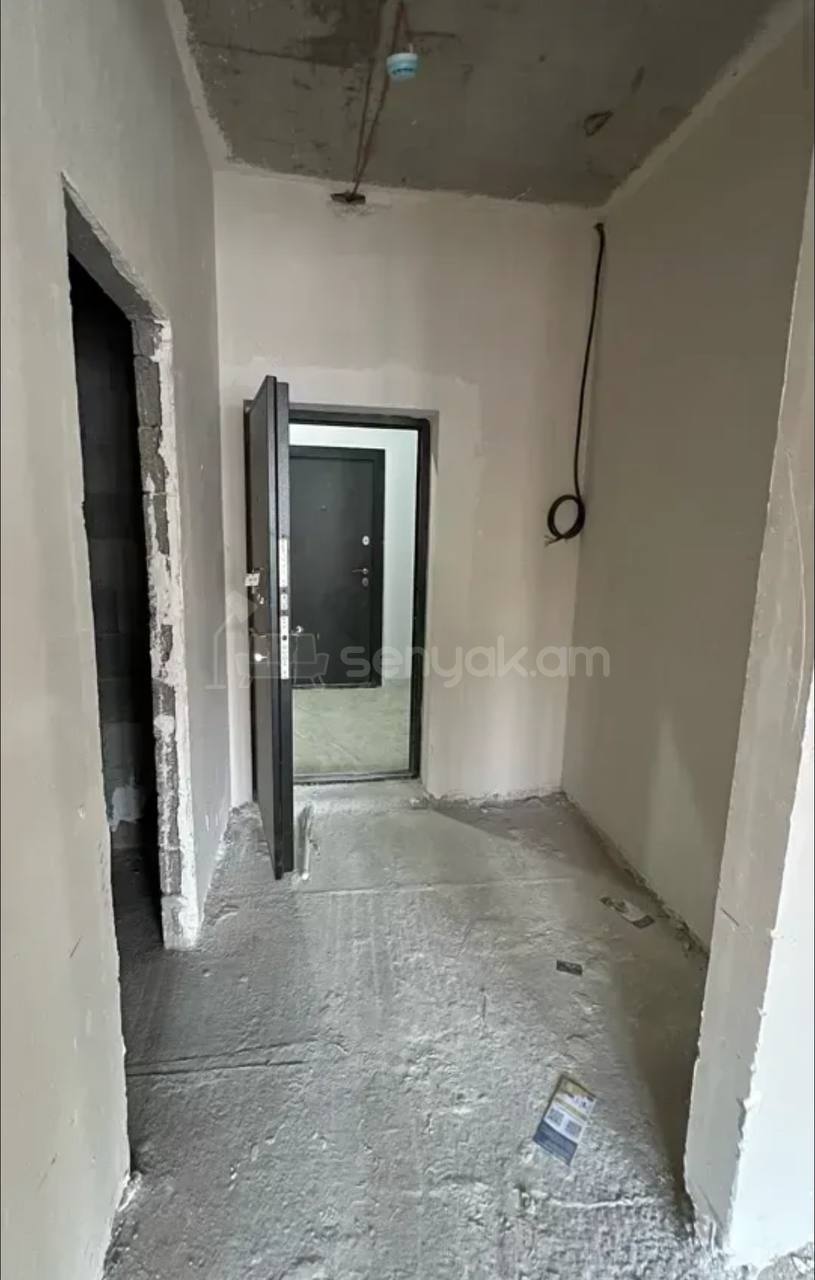 3 Սենյականոց Բնակարան, 88քմ, 2/16 հարկ, Զրոյական Վիճակում
