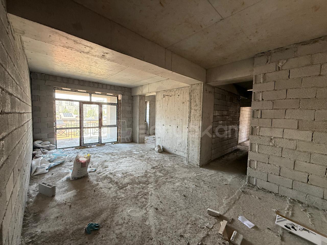 4 Սենյականոց Բնակարան Նորակառույցում, 107քմ, 5/15 հարկ, Զրոյական Վիճակում