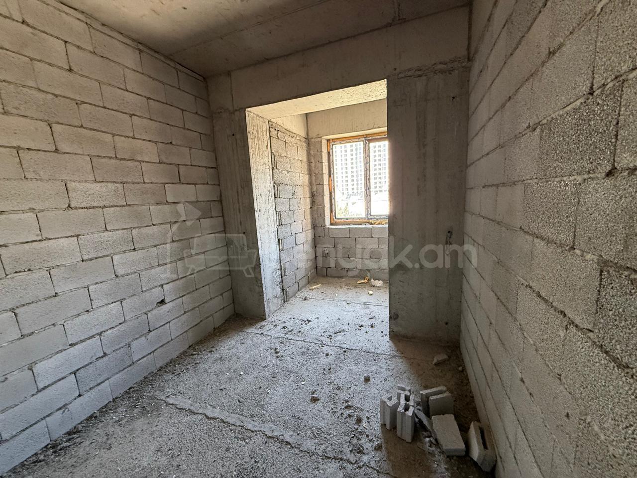 4 Սենյականոց Բնակարան Նորակառույցում, 107քմ, 5/15 հարկ, Զրոյական Վիճակում