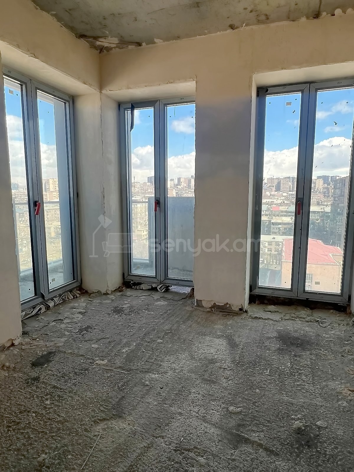 4 Սենյականոց Բնակարան Նորակառույցում, 134քմ, 14/15 հարկ, Զրոյական Վիճակում