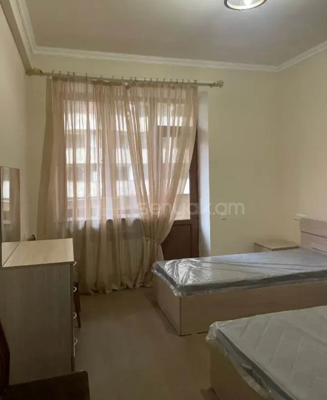 3 Սենյականոց Բնակարան Նորակառույցում, 105քմ, 2/9 հարկ, Կապիտալ Վերանորոգված, Կահավորված