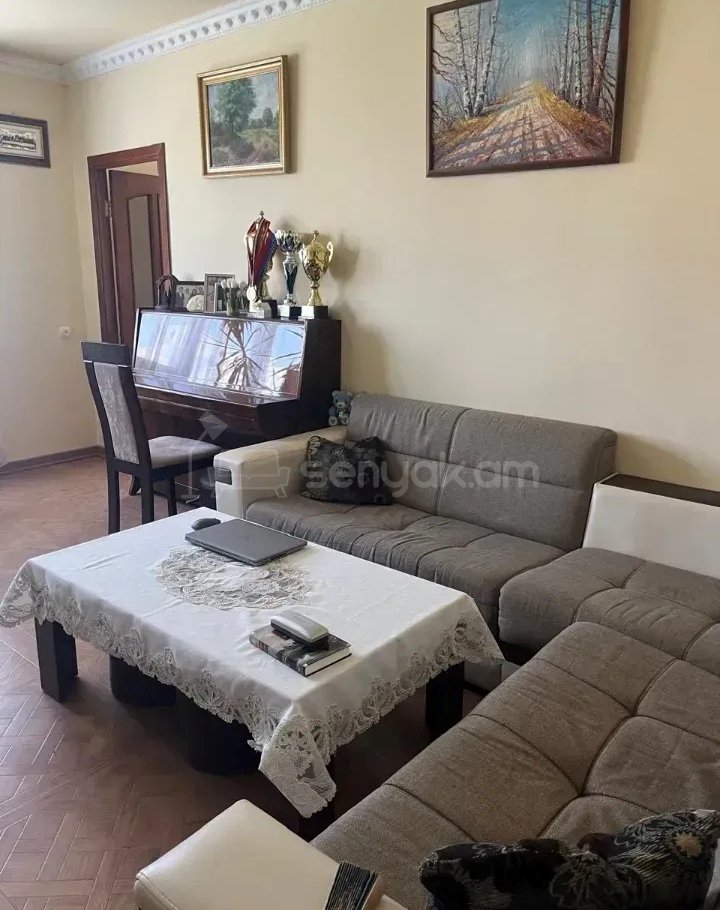 2 Սենյականոց Բնակարան, 63քմ, 7/12 հարկ, Կապիտալ Վերանորոգված