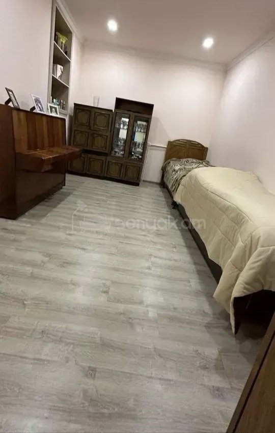 3 Սենյականոց Բնակարան Քարե Շենքում, 78քմ, 2/2 հարկ, Կապիտալ Վերանորոգված, Կահավորված, Արևկող