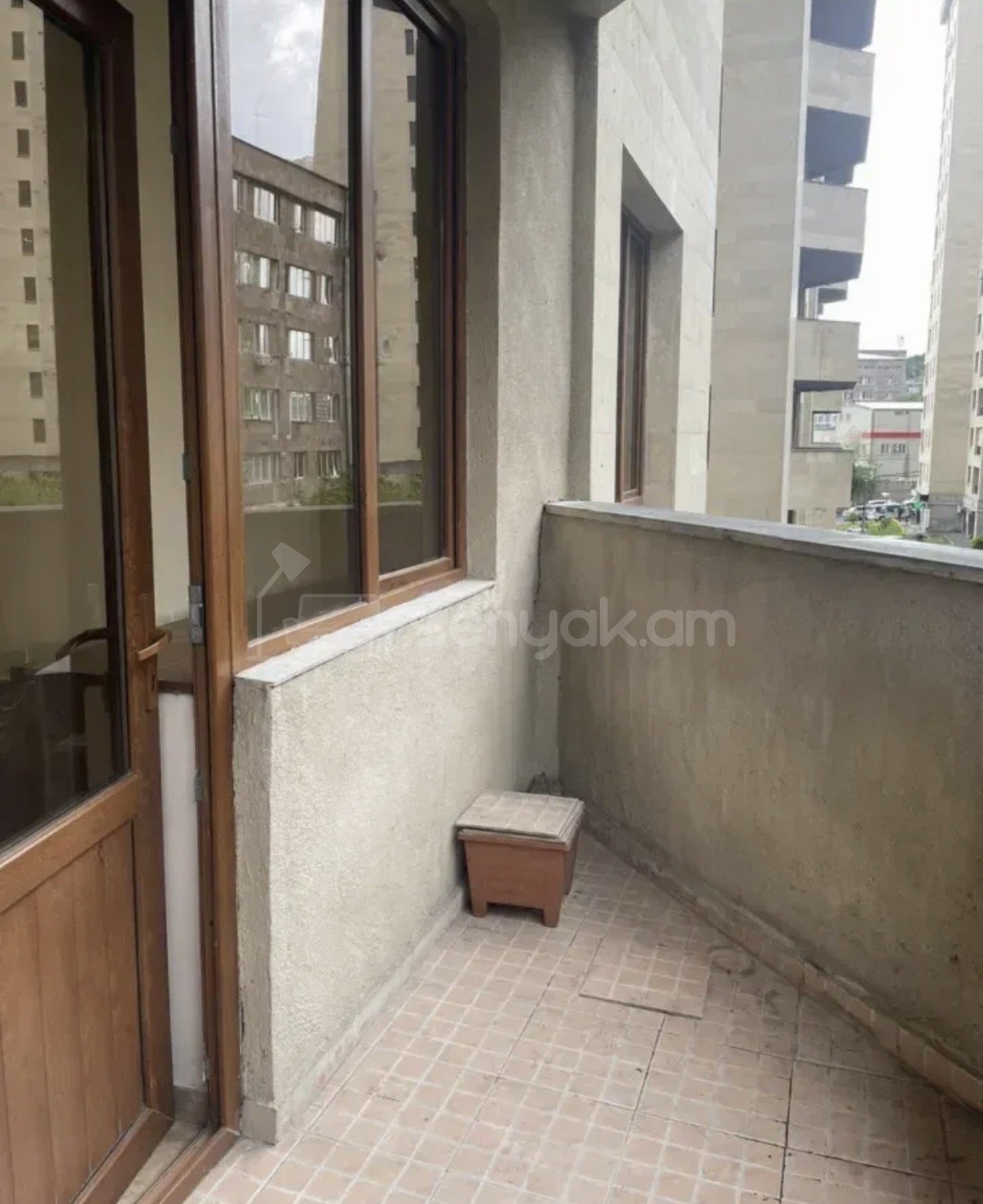 3 Սենյականոց Բնակարան, 105քմ, 2/9 հարկ, Կոսմետիկ Վերանորոգված, Կահավորված