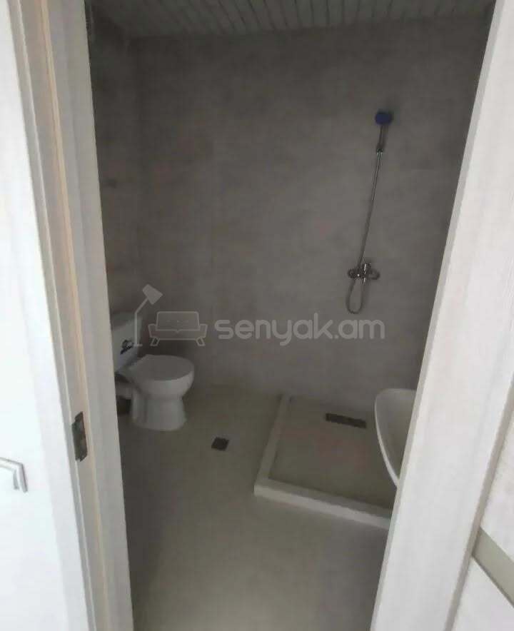 3 Սենյականոց Բնակարան Նորակառույցում, 84քմ, 13/16 հարկ, Կապիտալ Վերանորոգված