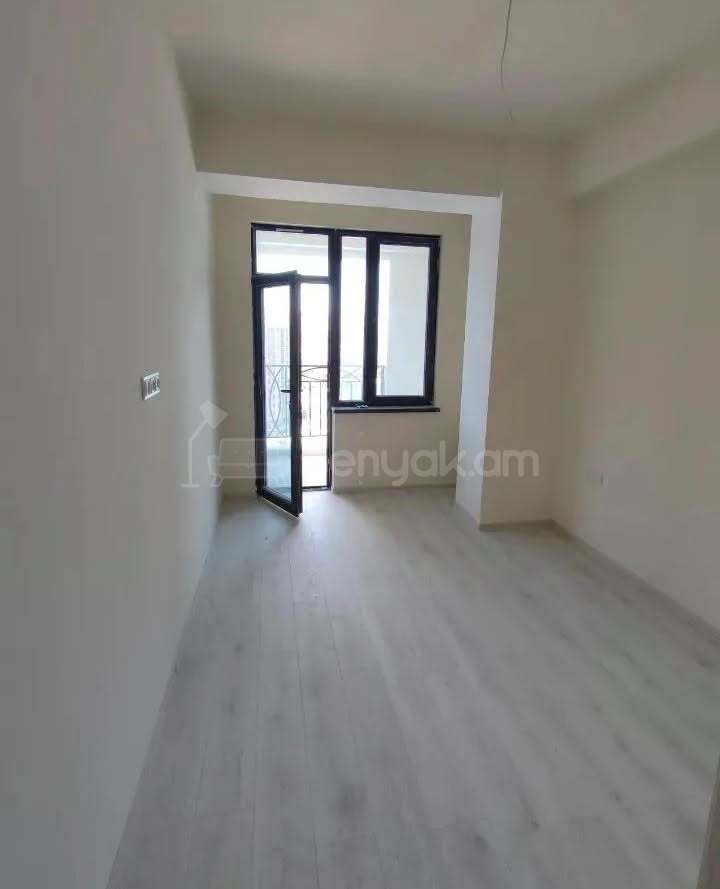 3 Սենյականոց Բնակարան Նորակառույցում, 84քմ, 13/16 հարկ, Կապիտալ Վերանորոգված