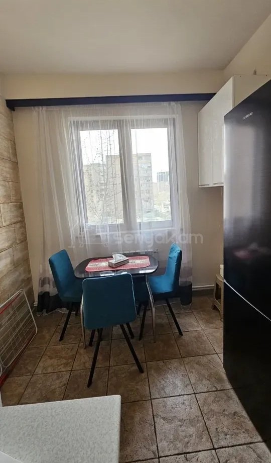2 Սենյականոց Բնակարան Քարե Շենքում, 72քմ, 3/5 հարկ, Կապիտալ Վերանորոգված, Կահավորված