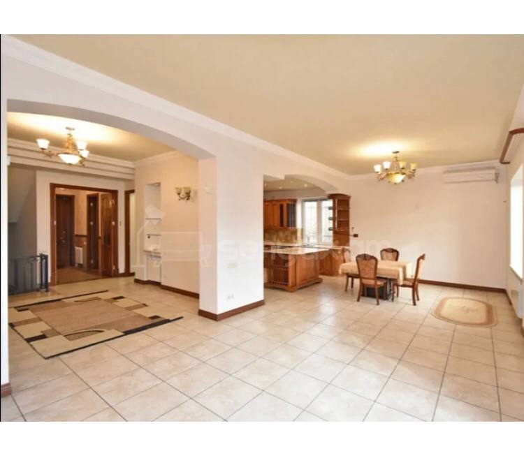 8 Սենյականոց Շքեղ Առանձնատուն, 430քմ, Կահավորված, Լողավազանով, Ավտոտնակով