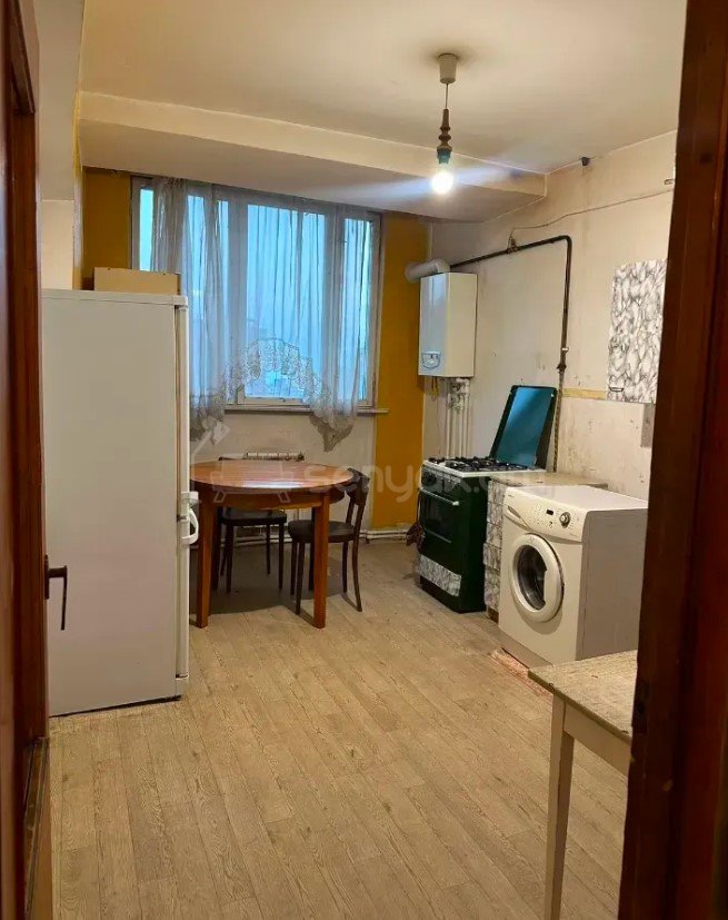 2 Սենյականոց Բնակարան, 77քմ, 6/12 հարկ, Պետական Վիճակում