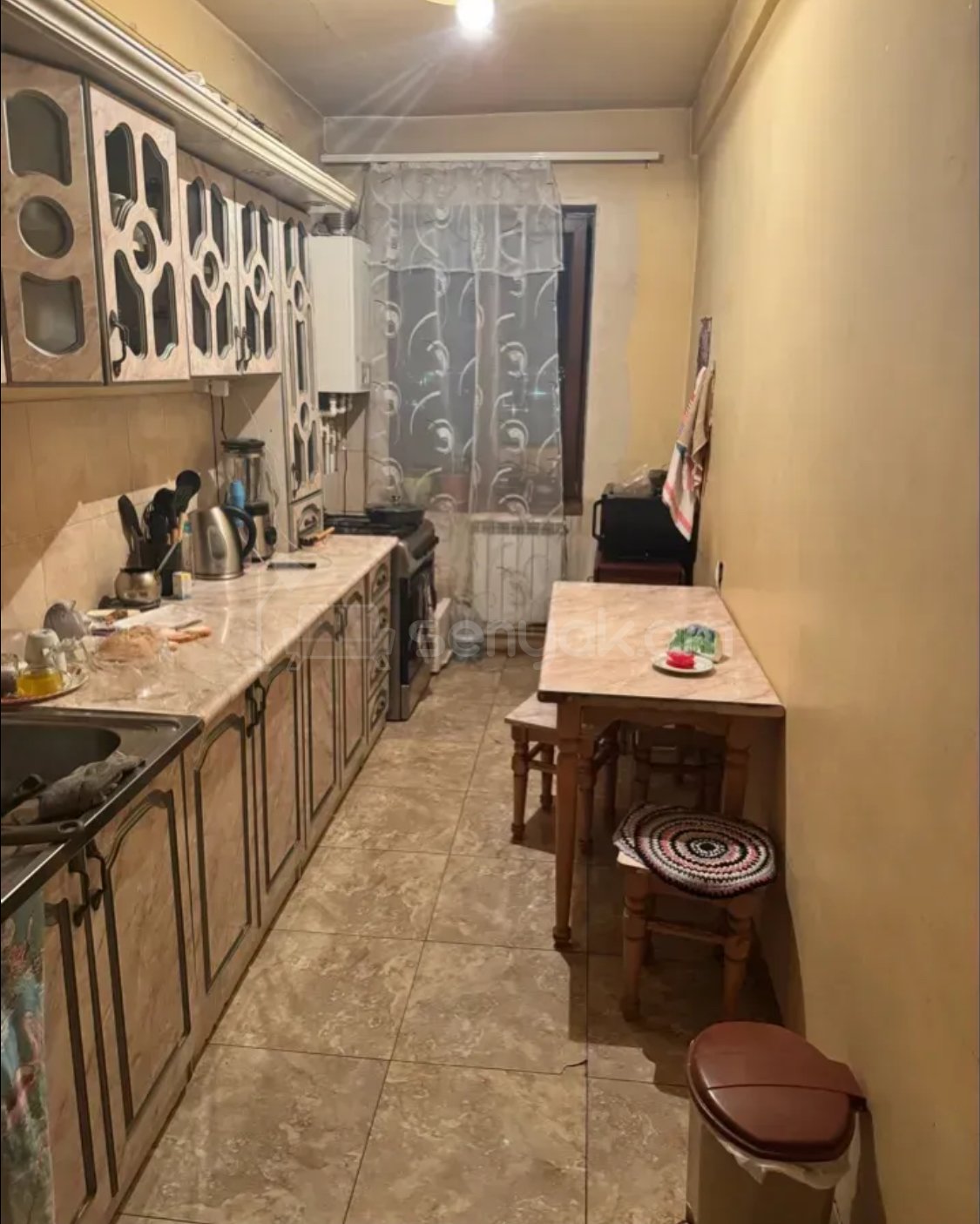 3 Սենյականոց Բնակարան, 75քմ, 9/9 հարկ, Նորմալ Վիճակում