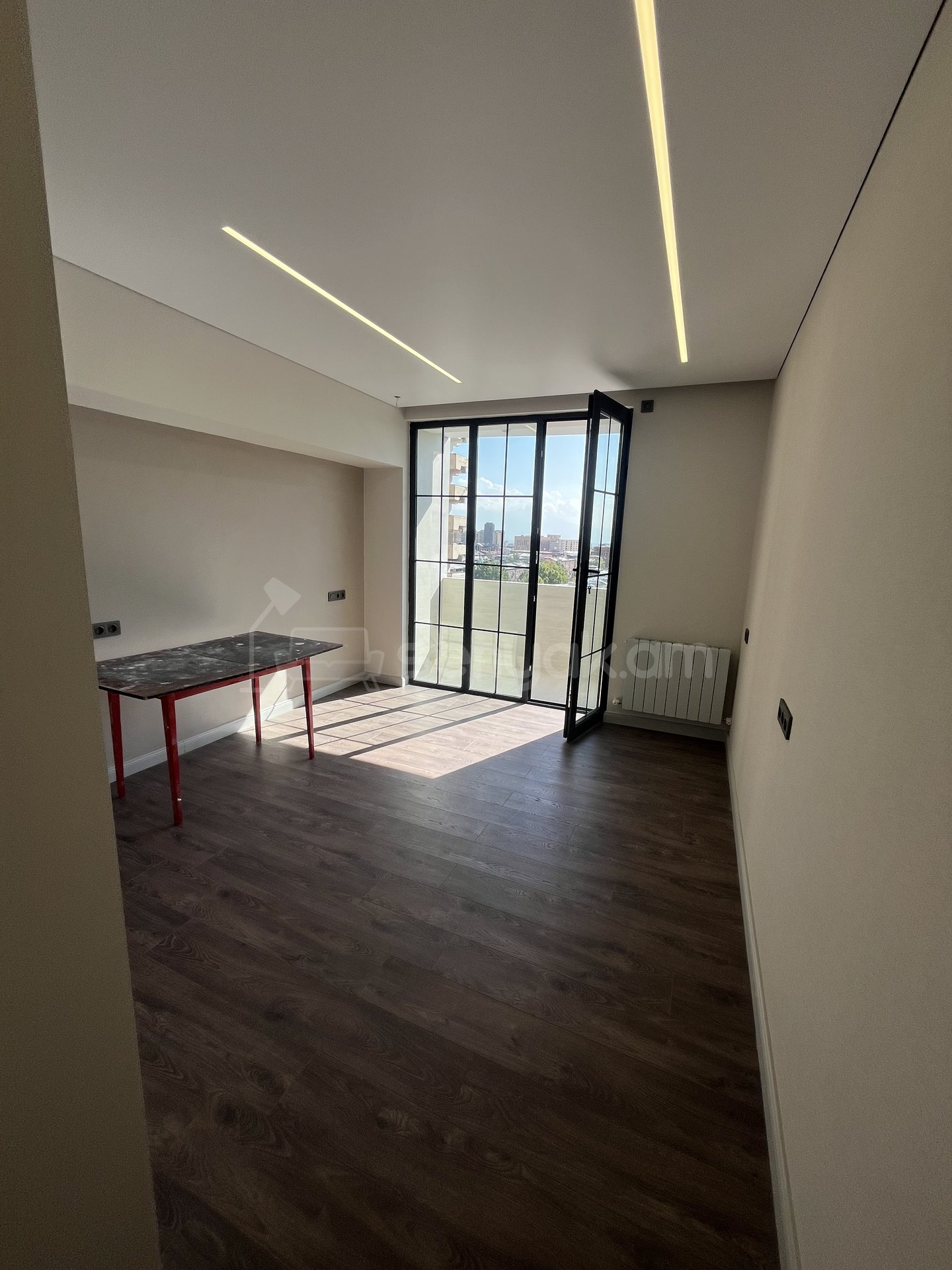 3 Սենյականոց Բնակարան, 68քմ, 10/10 հարկ, Դիզայներական Վերանորոգված
