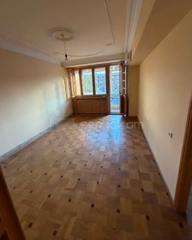 3 Սենյականոց Բնակարան, 93քմ, 2/9 հարկ, Կոսմետիկ Վերանորոգված
