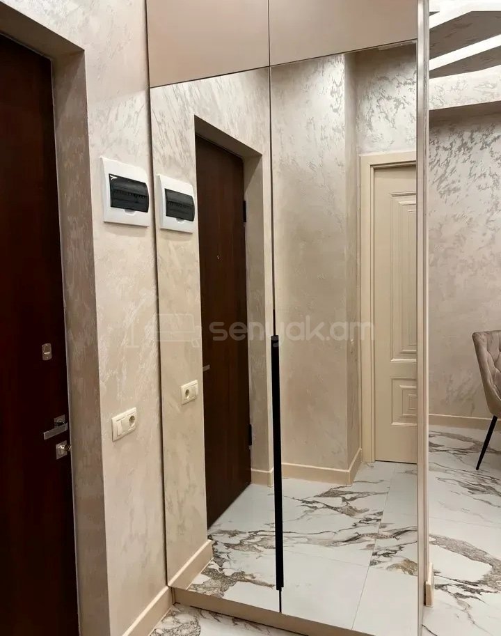 2 Սենյականոց Բնակարան Նորակառույցում, 57քմ, 4/18 հարկ, Դիզայներական Վերանորոգված