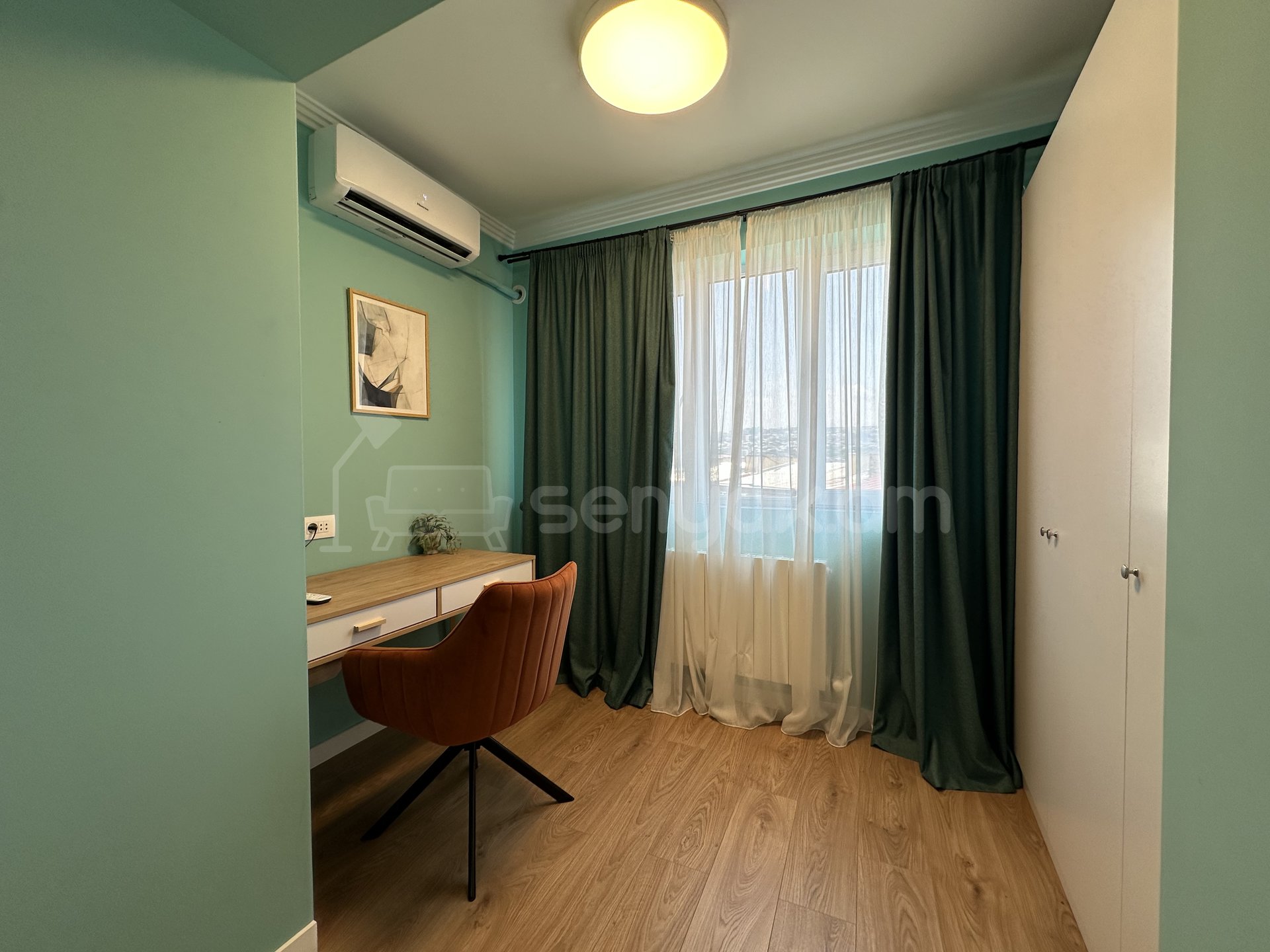 2 Սենյականոց Բնակարան Քարե Շենքում, 50քմ, 5/5 հարկ, Դիզայներական Վերանորոգված, Կահավորված, Արևկող