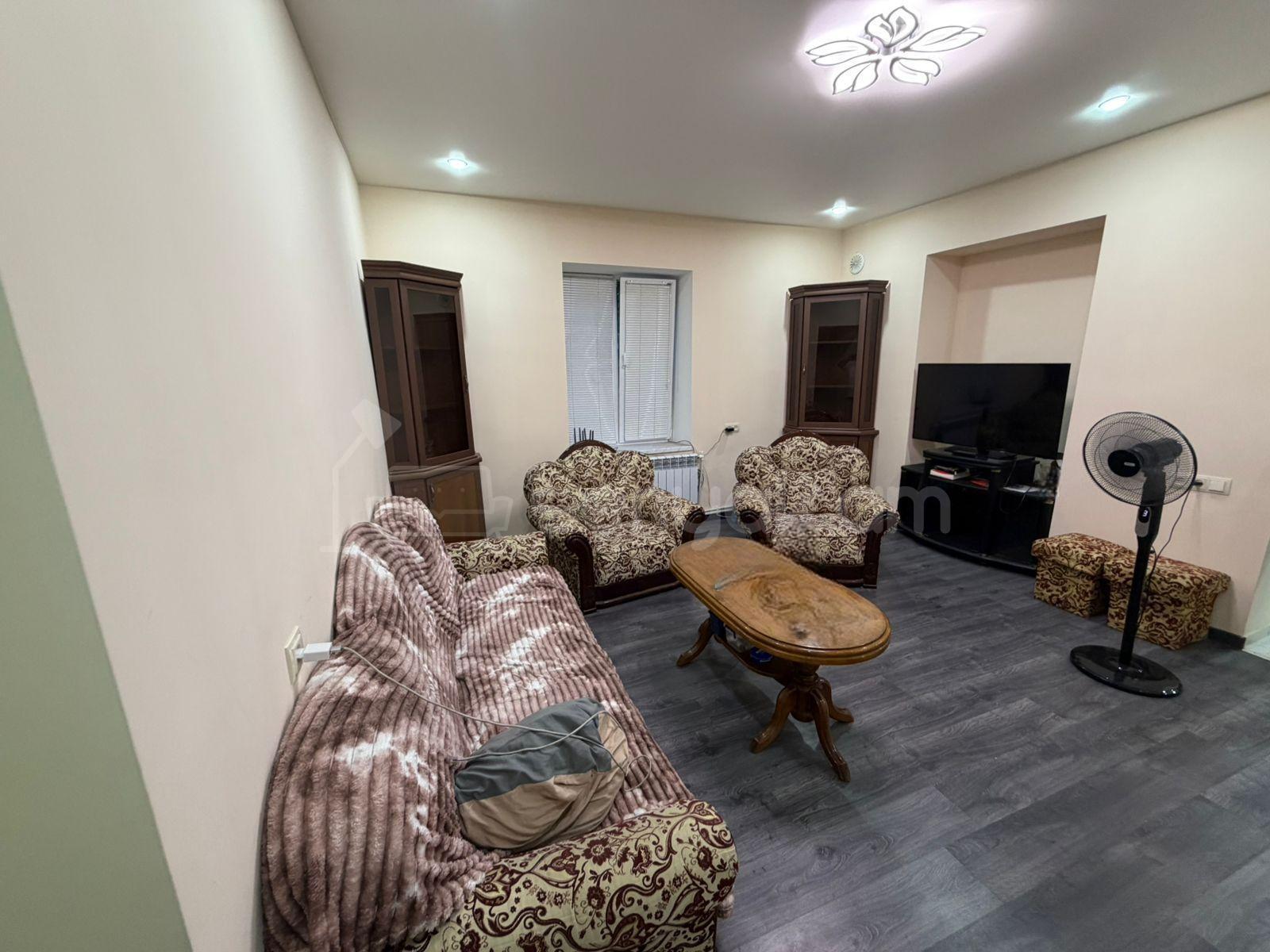 3 Սենյականոց Սեփական Տուն, 82քմ, Կապիտալ Վերանորոգված, Կահավորված