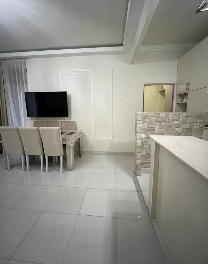 2 Սենյականոց Բնակարան Քարե Շենքում, 52քմ, 3/4 հարկ, Կապիտալ Վերանորոգված