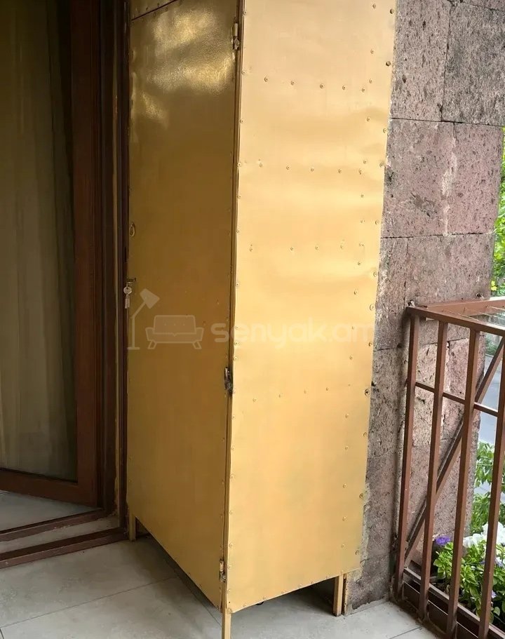 2 Սենյականոց Բնակարան Քարե Շենքում, 52քմ, 3/4 հարկ, Կապիտալ Վերանորոգված