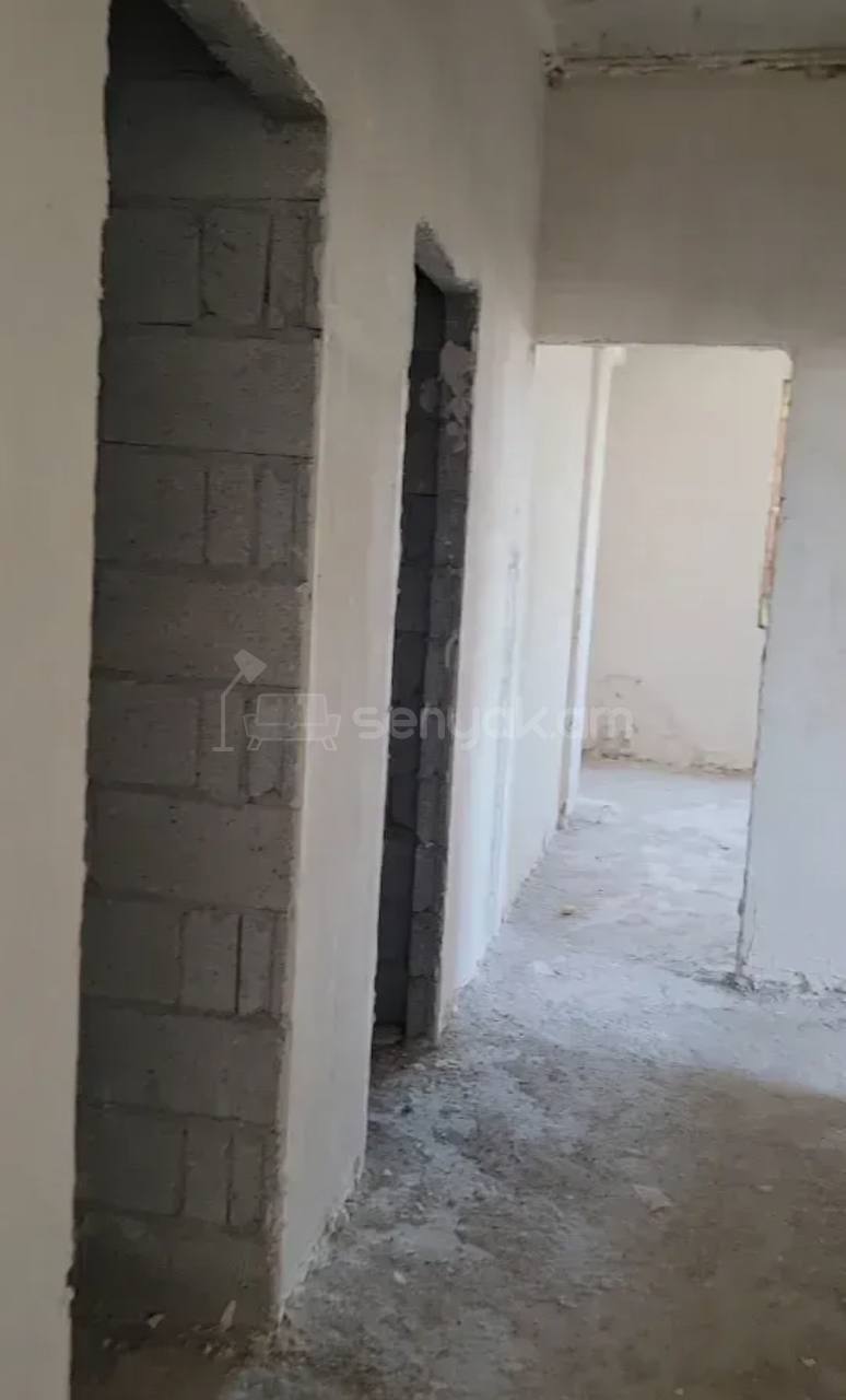 3 Սենյականոց Բնակարան, 94քմ, 8/14 հարկ, Զրոյական Վիճակում
