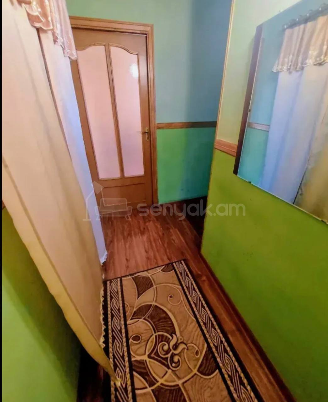 3 Սենյականոց Բնակարան Քարե Շենքում, 56քմ, 4/5 հարկ, Կոսմետիկ Վերանորոգված