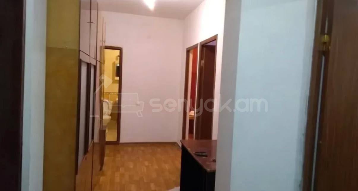 3 Սենյականոց Բնակարան, 68քմ, 10/10 հարկ, Պետական Վիճակում
