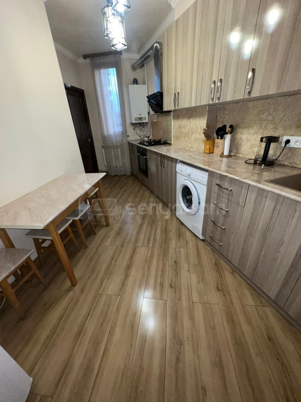 3 Սենյականոց Բնակարան, 85քմ, 4/16 հարկ, Դիզայներական Վերանորոգված, Կահավորված, Արևկող
