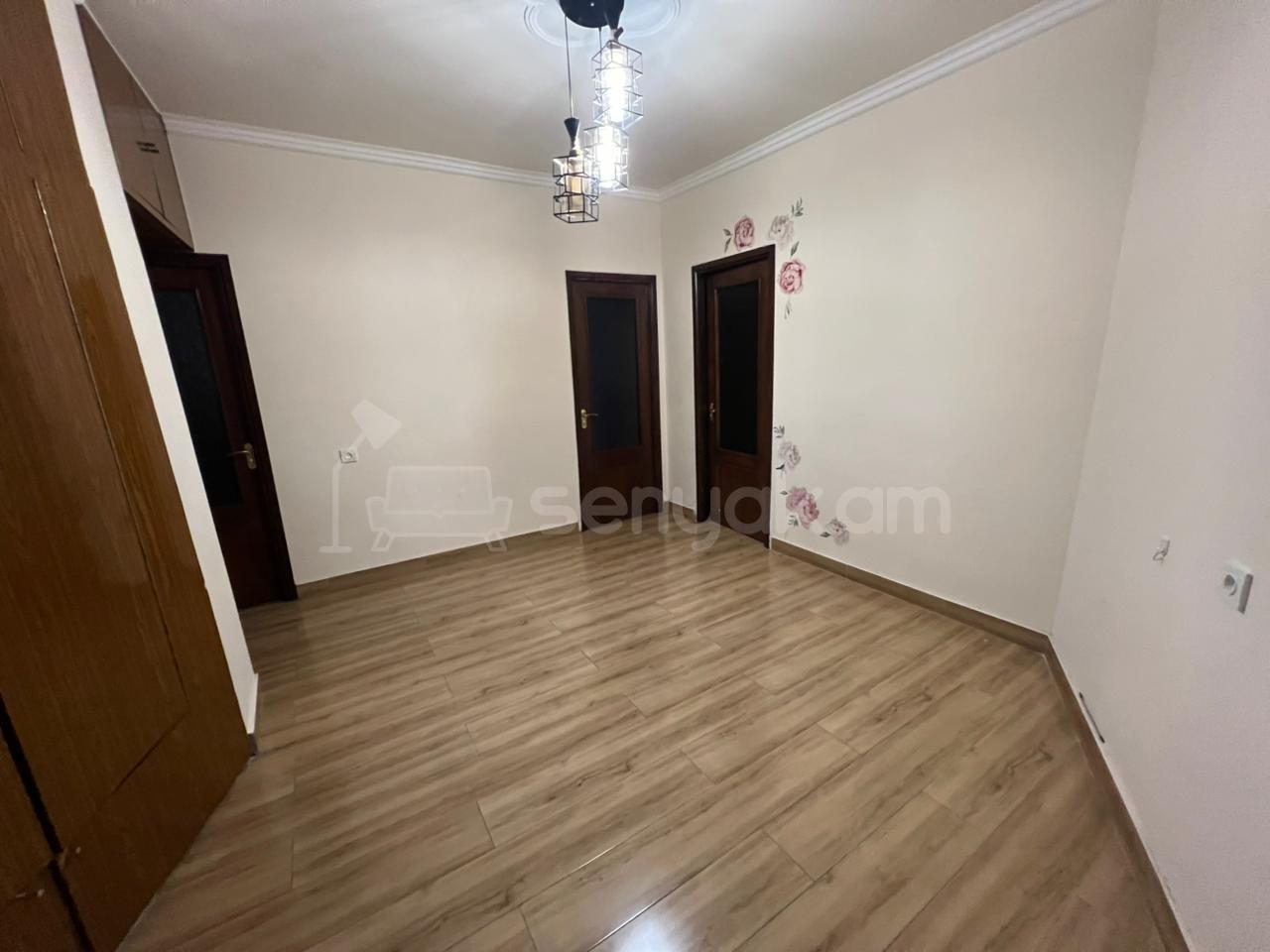 3 Սենյականոց Բնակարան, 85քմ, 4/16 հարկ, Դիզայներական Վերանորոգված, Կահավորված, Արևկող