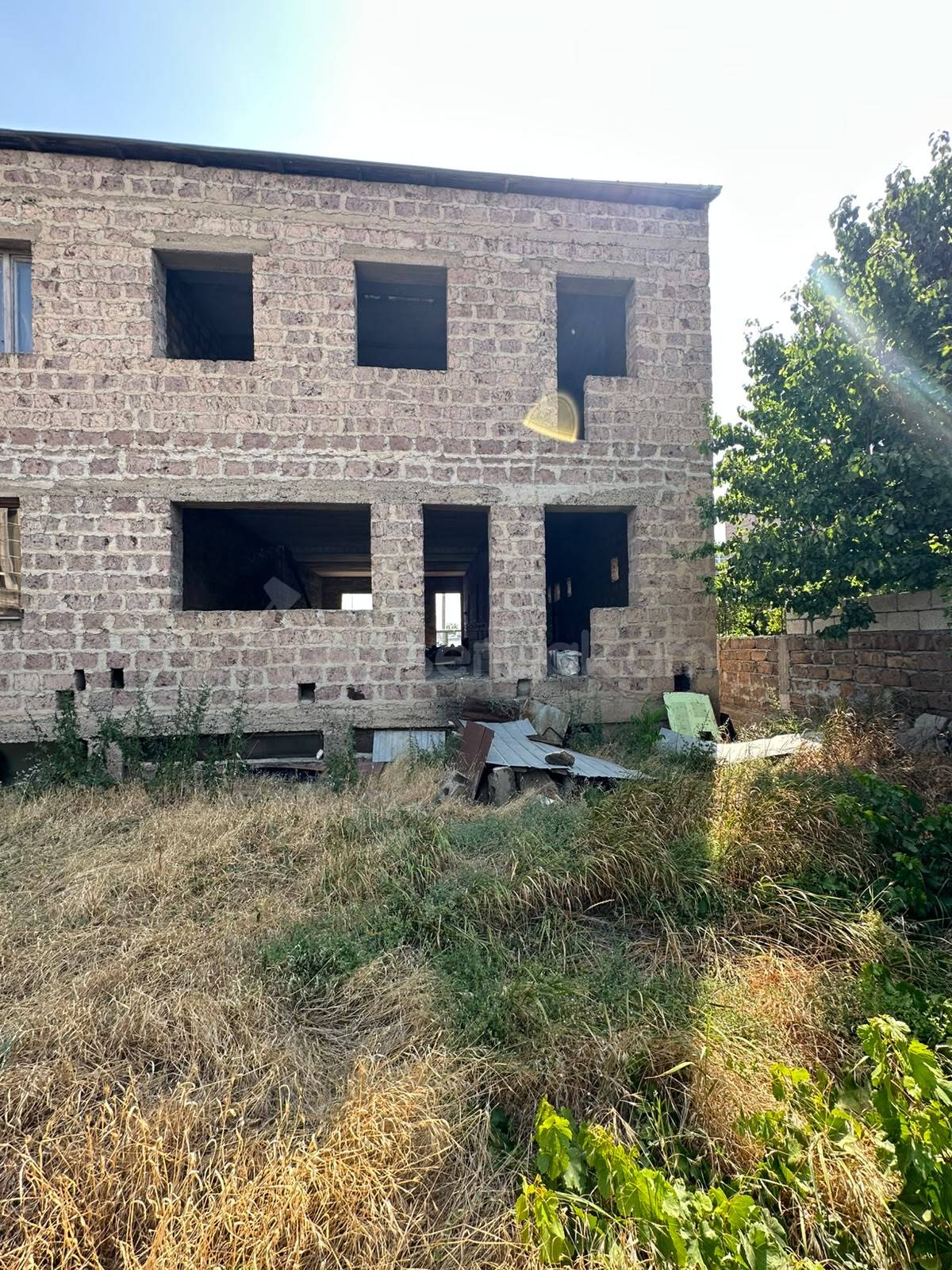 Շենք-Շինություն, 400քմ