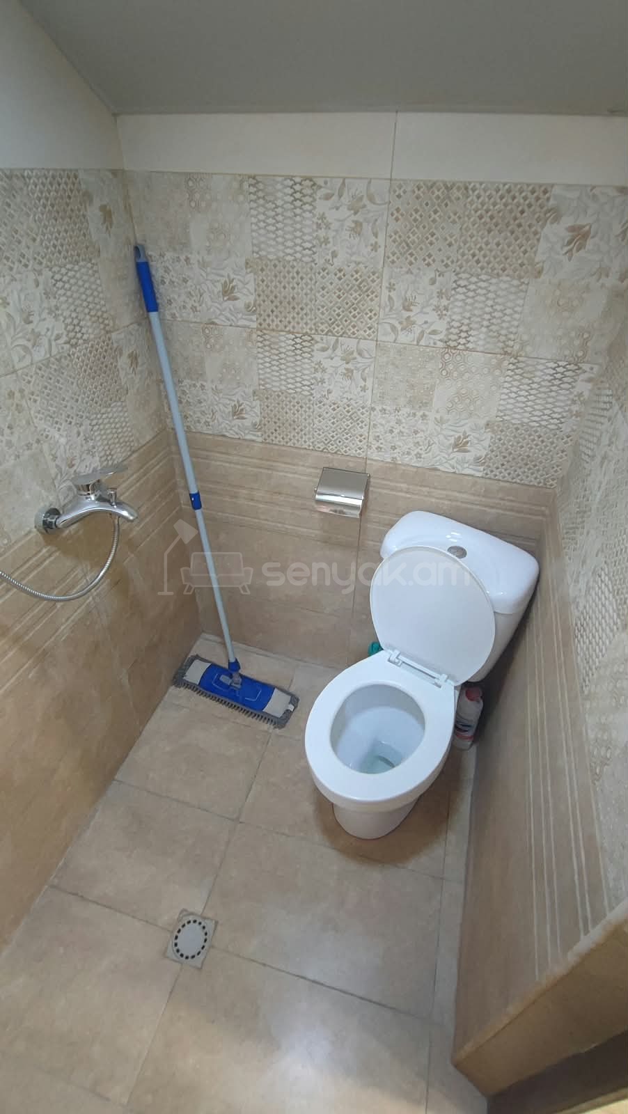 2 Սենյականոց Բնակարան Նորակառույց Քարե Շենքում, 31քմ, 3/5 հարկ, Կապիտալ Վերանորոգված