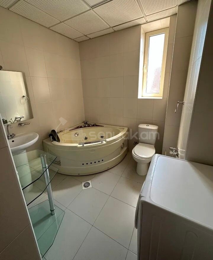 3 Սենյականոց Բնակարան, 136քմ, 9/12 հարկ, Կապիտալ Վերանորոգված