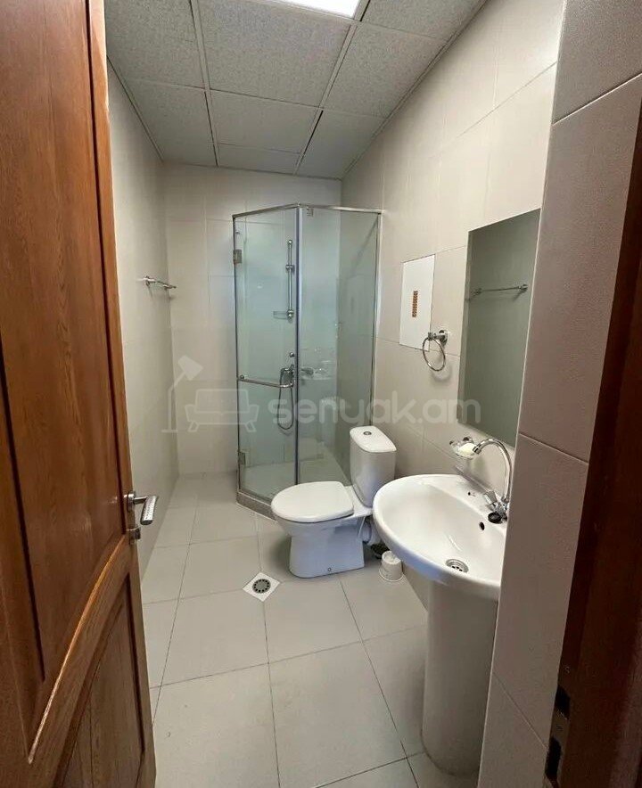 3 Սենյականոց Բնակարան, 136քմ, 9/12 հարկ, Կապիտալ Վերանորոգված