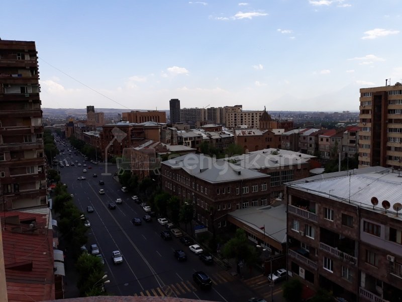 3 Սենյականոց Բնակարան, 136քմ, 9/12 հարկ, Կապիտալ Վերանորոգված