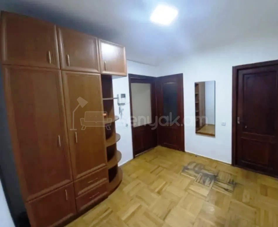 3 Սենյականոց Բնակարան, 49քմ, 1/9 հարկ, Կոսմետիկ Վերանորոգված
