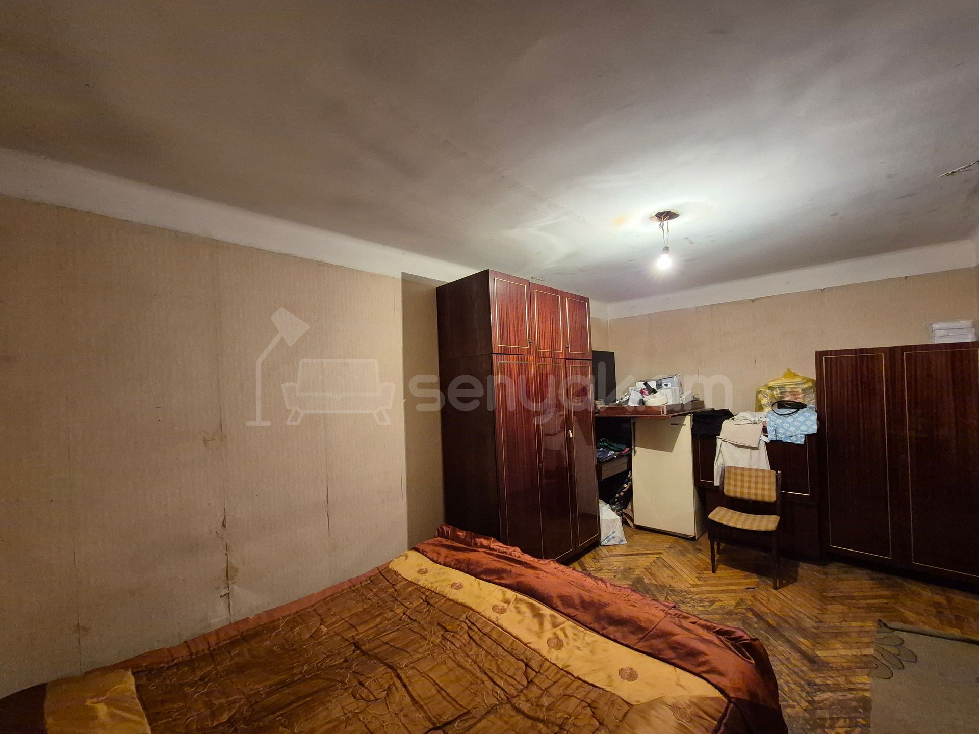 2 Սենյականոց Բնակարան Քարե Շենքում, 53քմ, 1/5 հարկ, Պետական Վիճակում