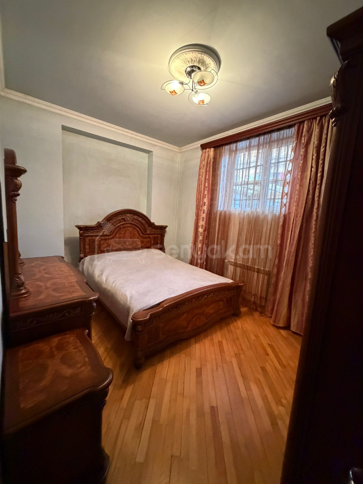 4 Սենյականոց Սեփական Տուն, 300քմ, Կապիտալ Վերանորոգված, Կահավորված