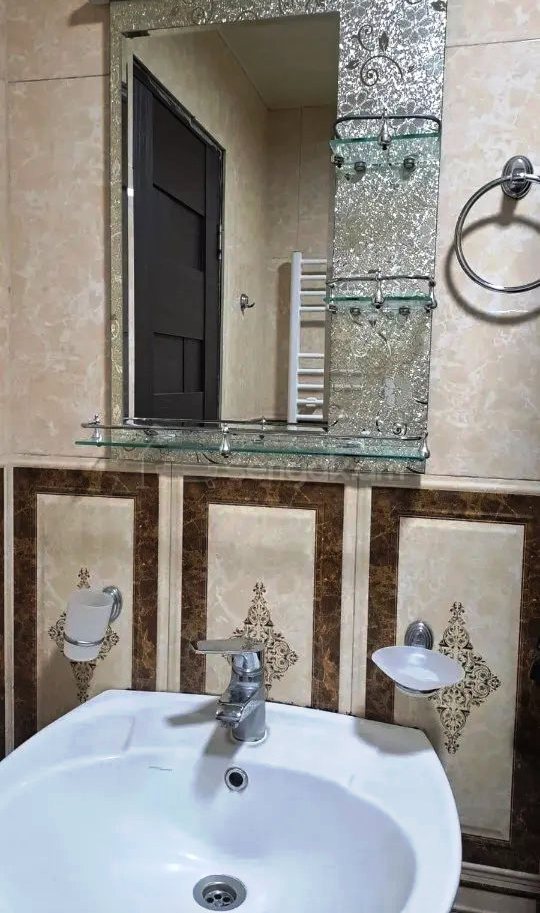 4 Սենյականոց Բնակարան, 92քմ, 1/12 հարկ, Կապիտալ Վերանորոգված