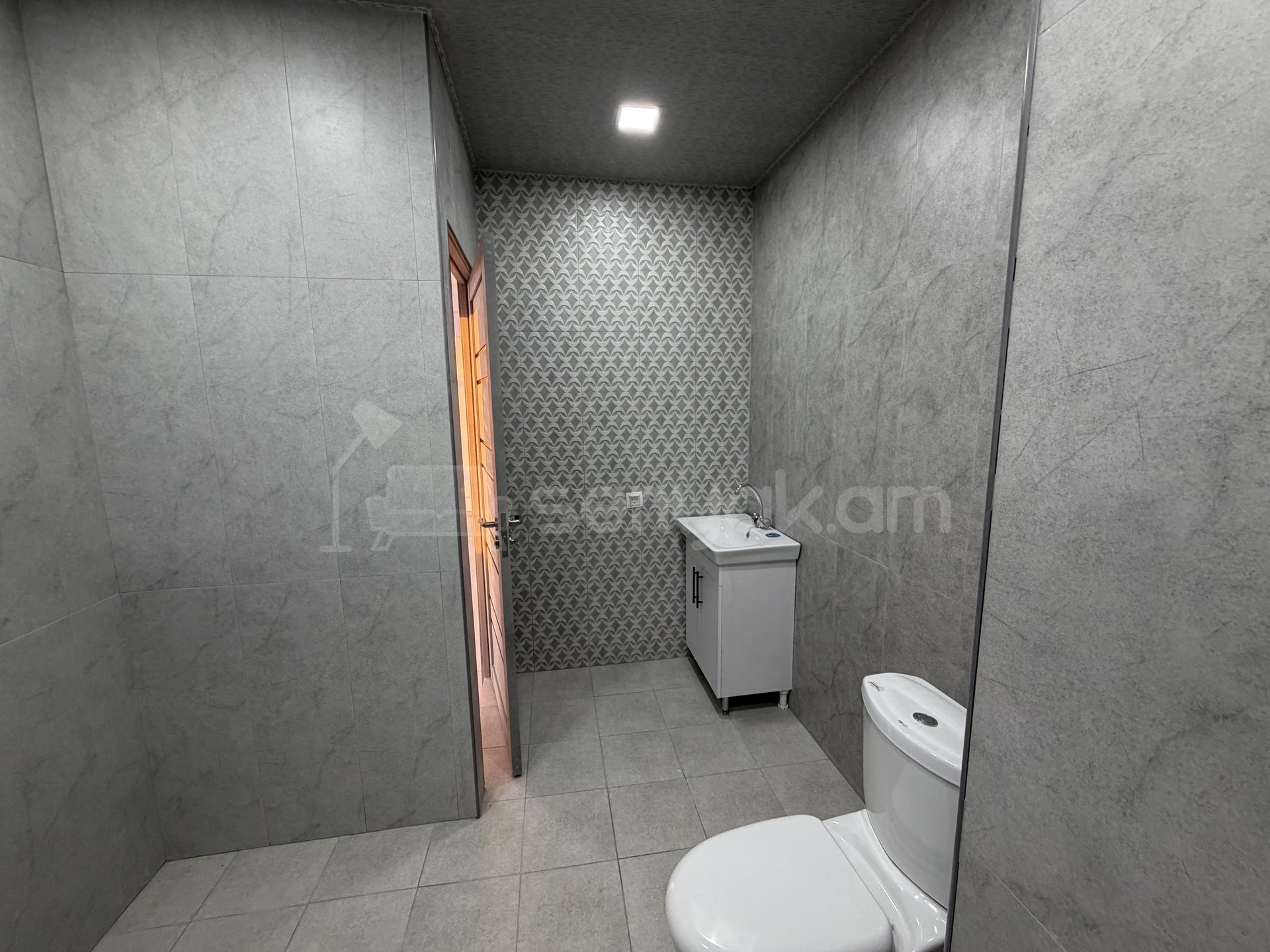 2 Սենյականոց Բնակարան Նորակառույցում, 57քմ, 5/6 հարկ, Կապիտալ Վերանորոգված